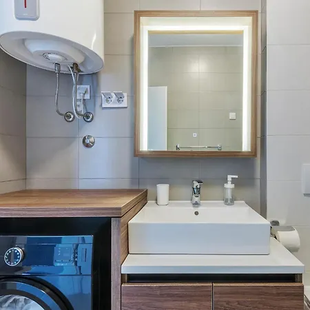 Amazing In With Kitchen * Premantura