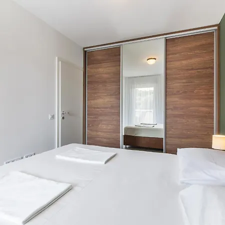 Amazing In With Kitchen